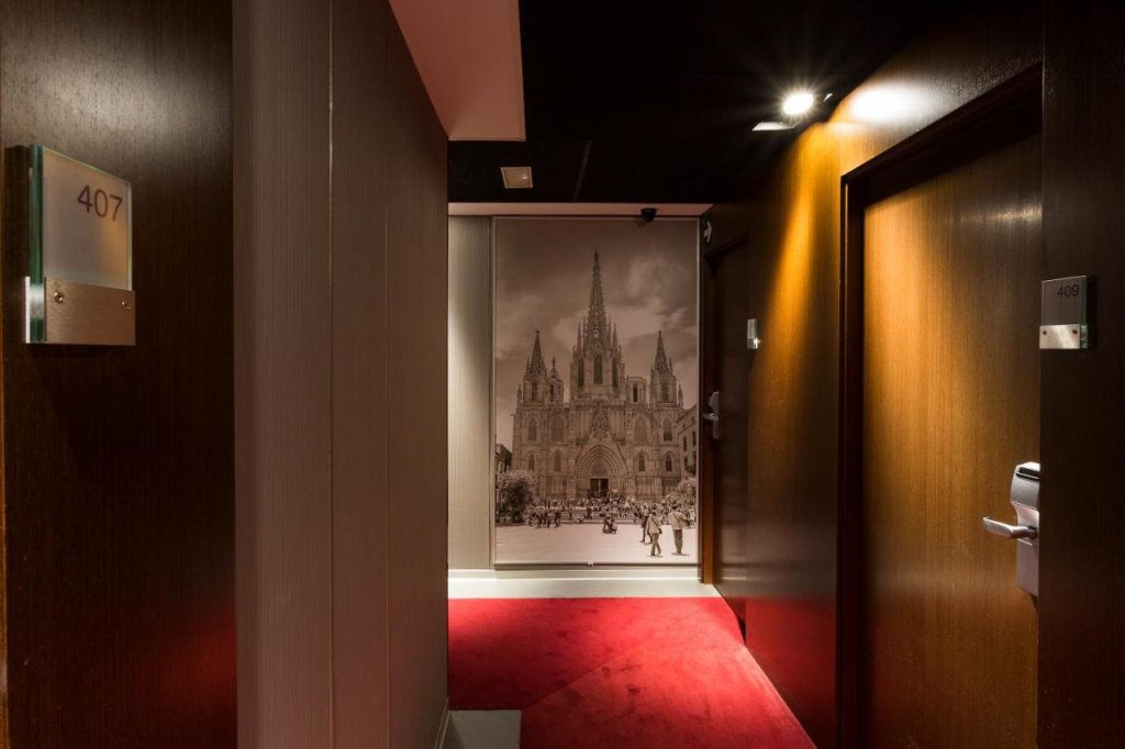 Ayre Hotel Gran Via 24
