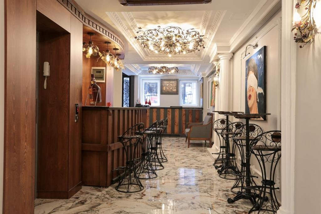Arach Hotel Harbiye 23