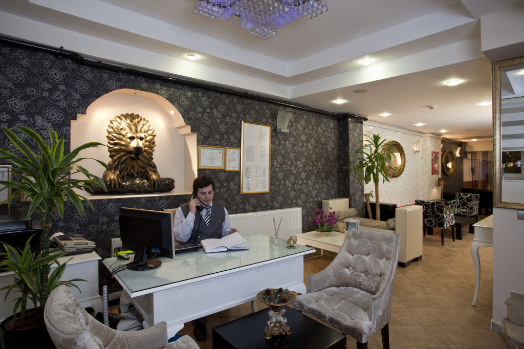 Arach Hotel Harbiye 8