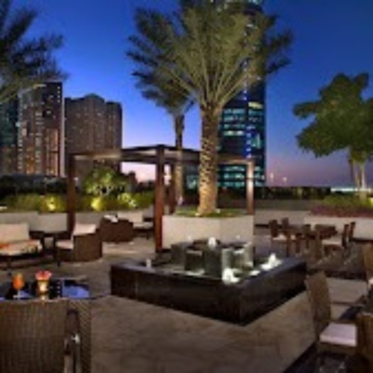 Atana Hotel 5