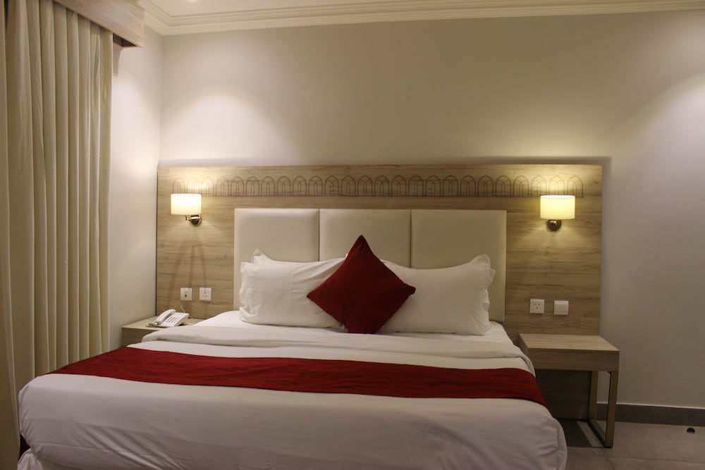 Palm Boutique company Al Zahra - شركه متجر النخيل - بالم بوتيك الزهراء 13