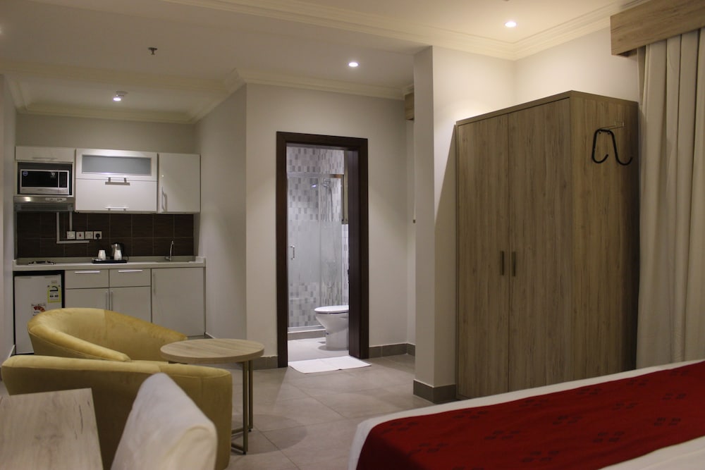 Palm Boutique company Al Zahra - شركه متجر النخيل - بالم بوتيك الزهراء 5