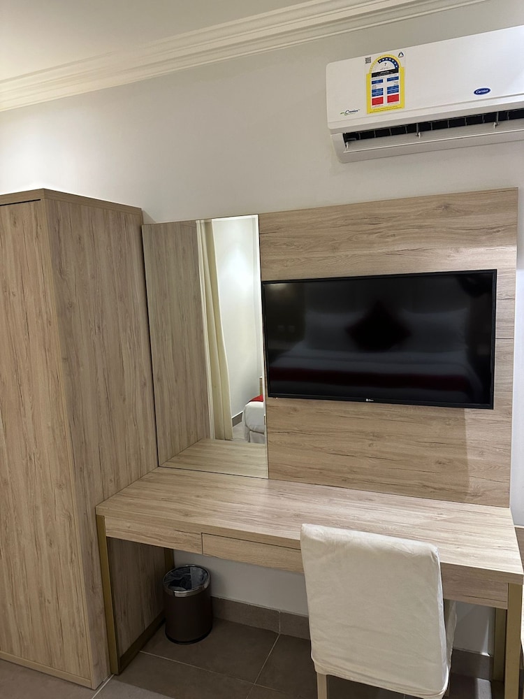 Palm Boutique company Al Zahra - شركه متجر النخيل - بالم بوتيك الزهراء 6