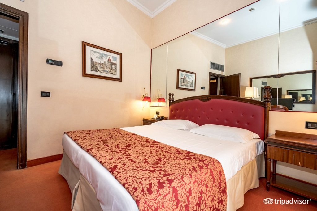 Colonna Palace Hotel 4