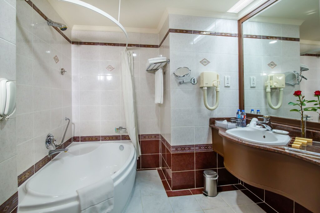Grand Excelsior Hotel Deira 16