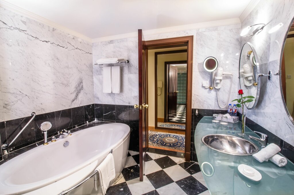 Grand Excelsior Hotel Deira 17