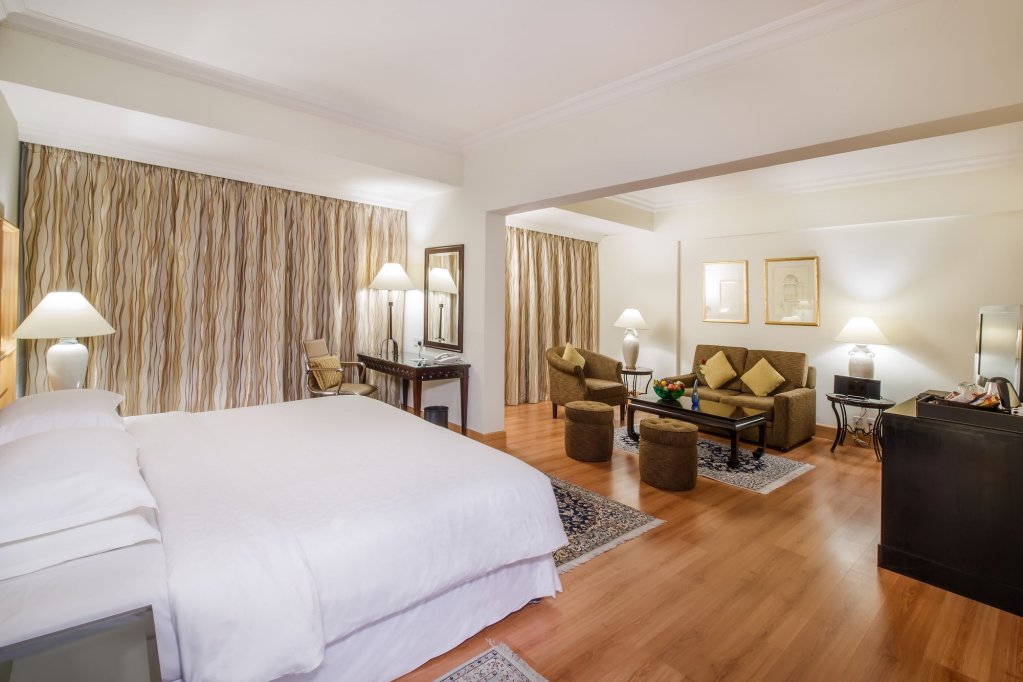 Grand Excelsior Hotel Deira 2