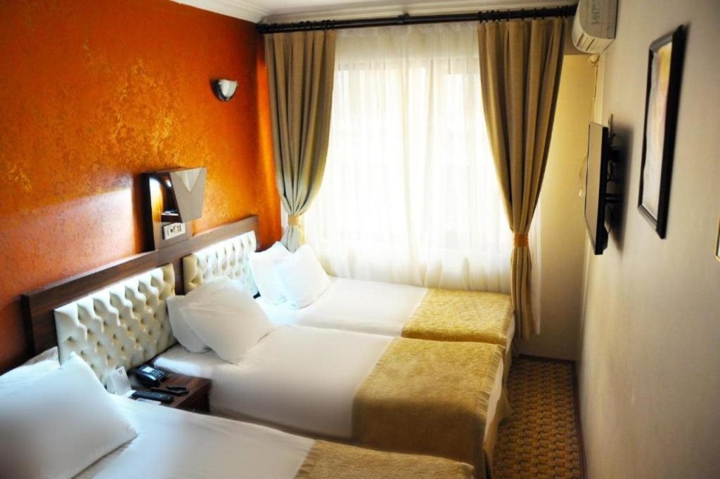 Elan Hotel 2