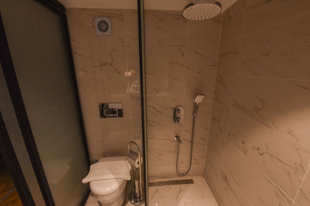 Elan Hotel 22