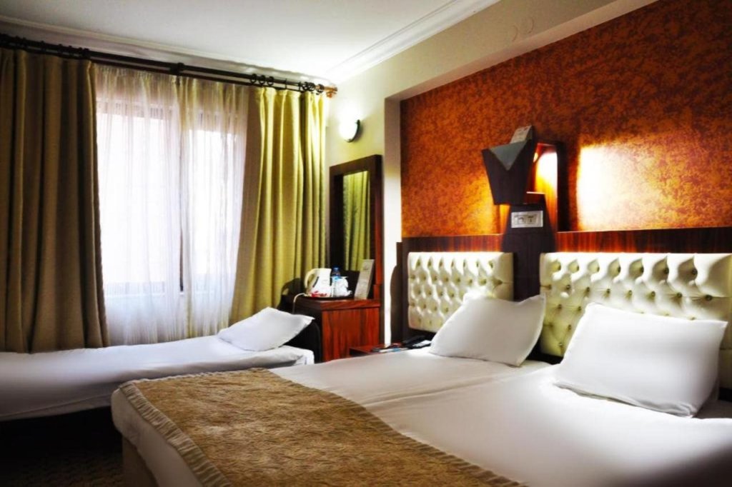 Elan Hotel 3