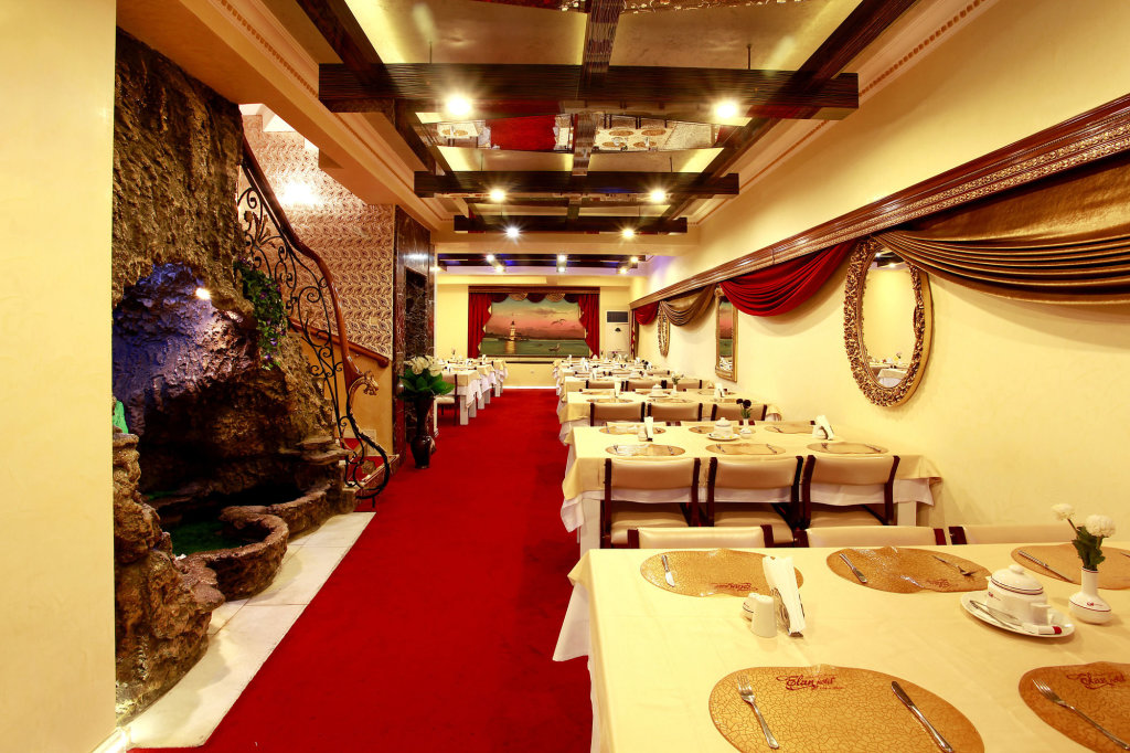 Elan Hotel 6