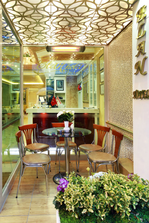 Elan Hotel 7
