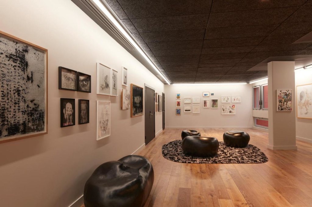 Drawing House 21