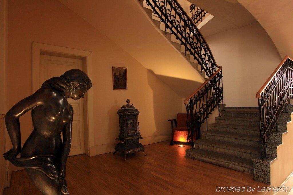 Hotel Leonardo Prague 12