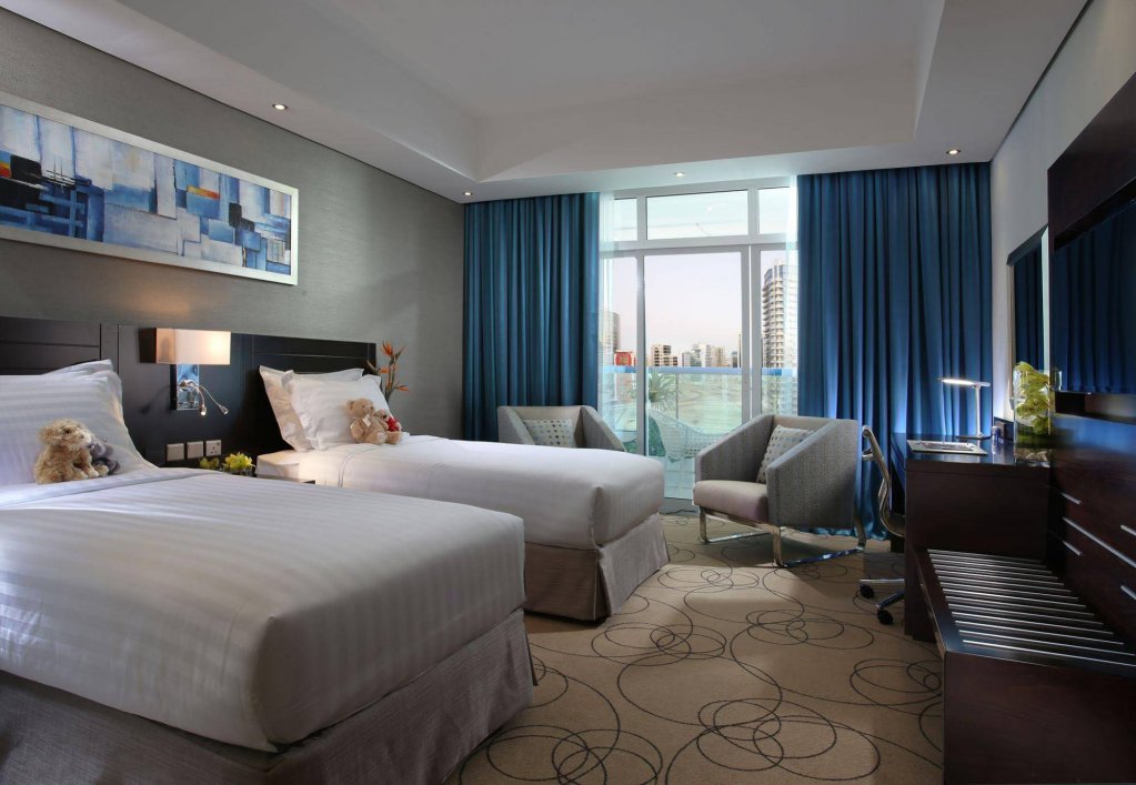 Ramada by Wyndham Dubai Barsha Heights 10