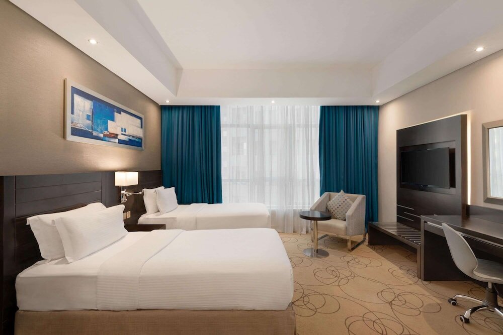 Ramada by Wyndham Dubai Barsha Heights 12