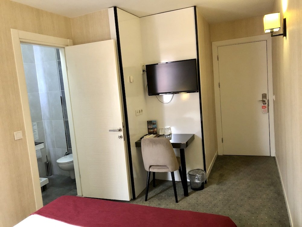 Era Palace Hotel 4