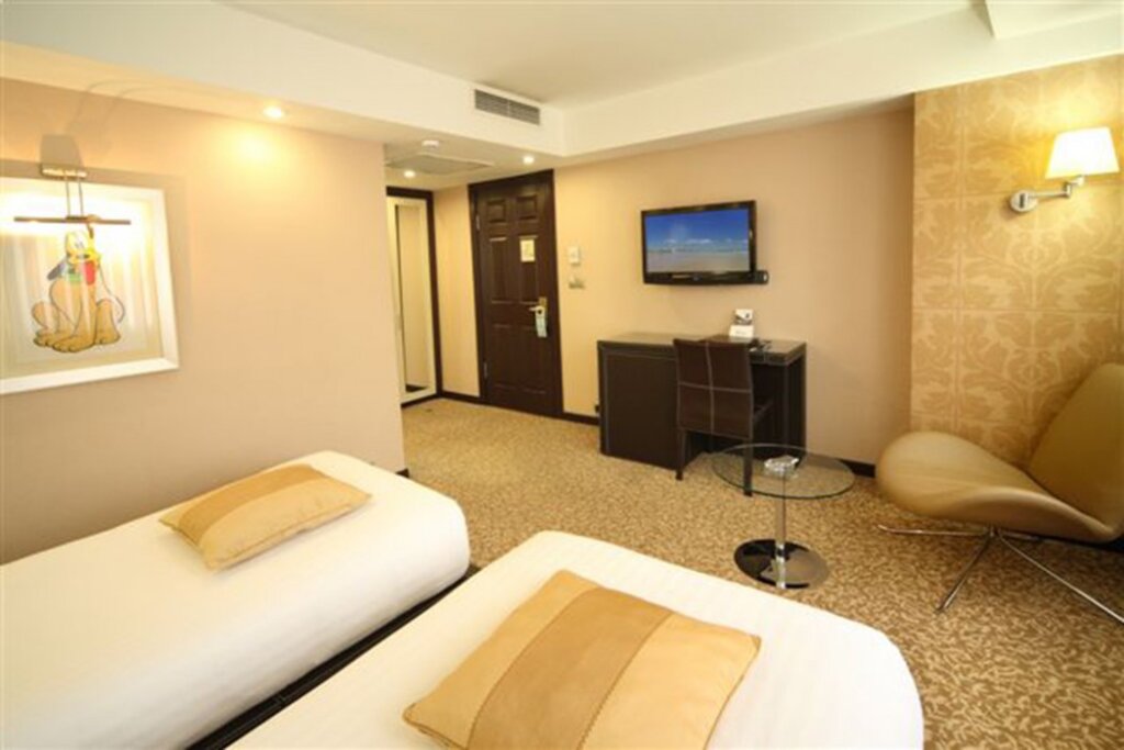 Cartoon Hotel 14