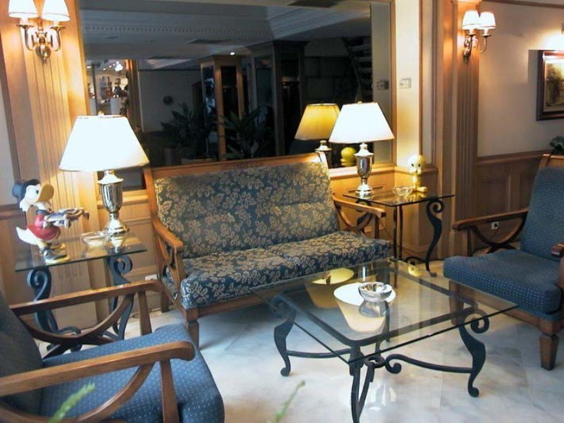 Cartoon Hotel 23