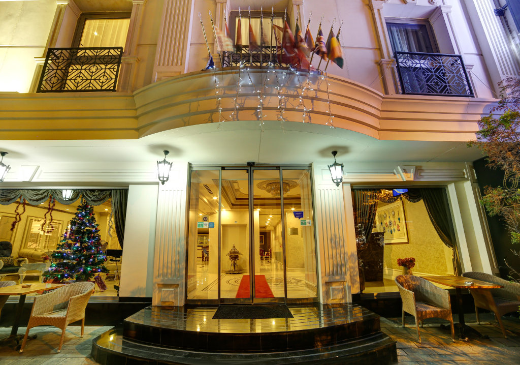 Halifaks Hotel 1