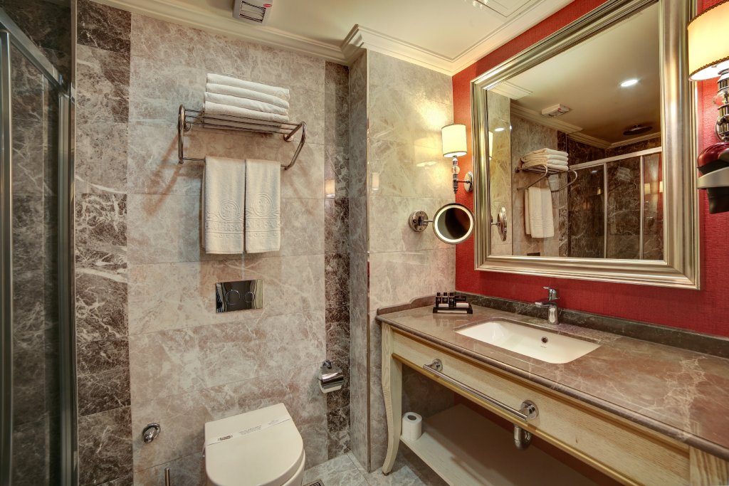 Halifaks Hotel 11