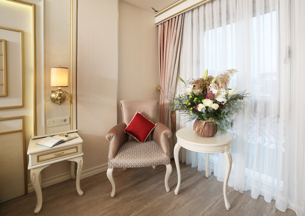 Halifaks Hotel 7