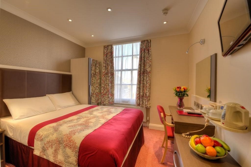Best Western Buckingham Palace Rd 14