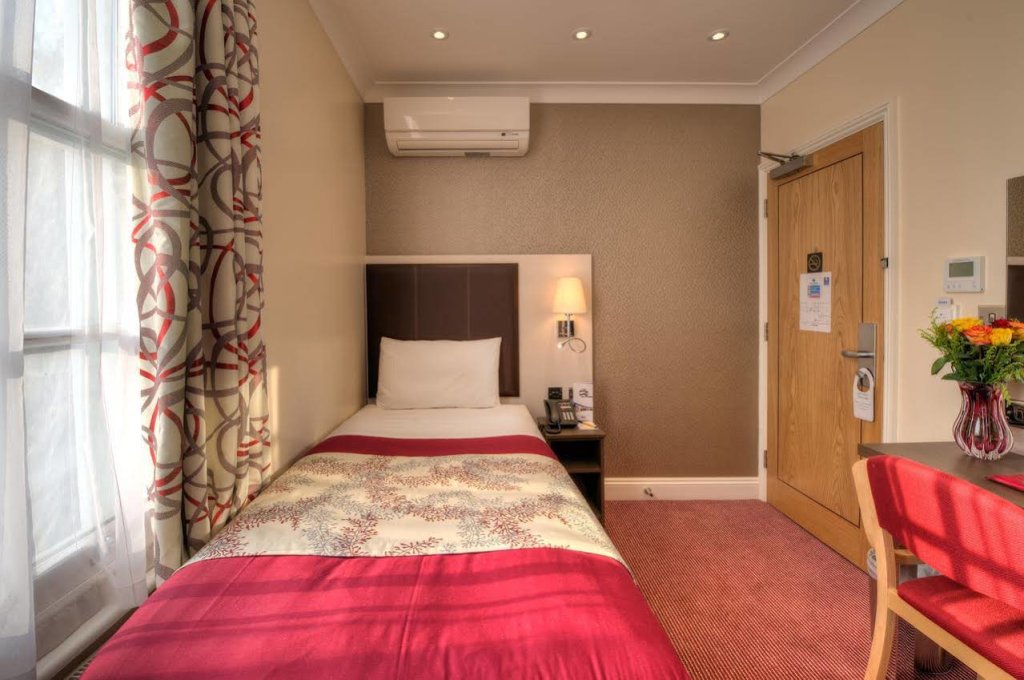 Best Western Buckingham Palace Rd 7