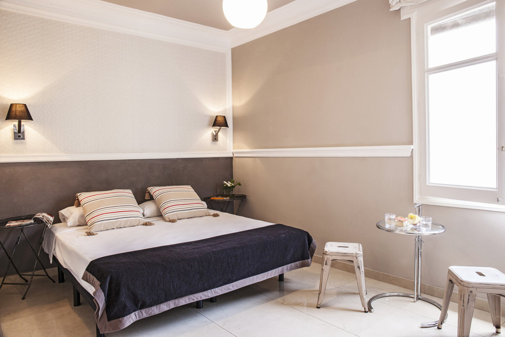 Ainb B&B Eixample Muntaner 11