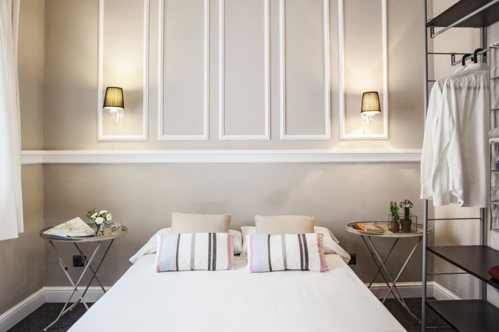 Ainb B&B Eixample Muntaner 3