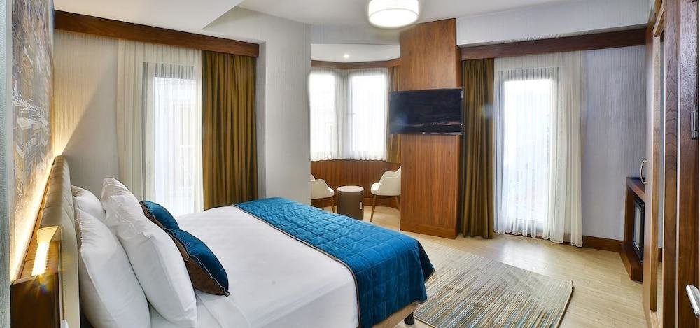 The Tango Hotel Taksim 22