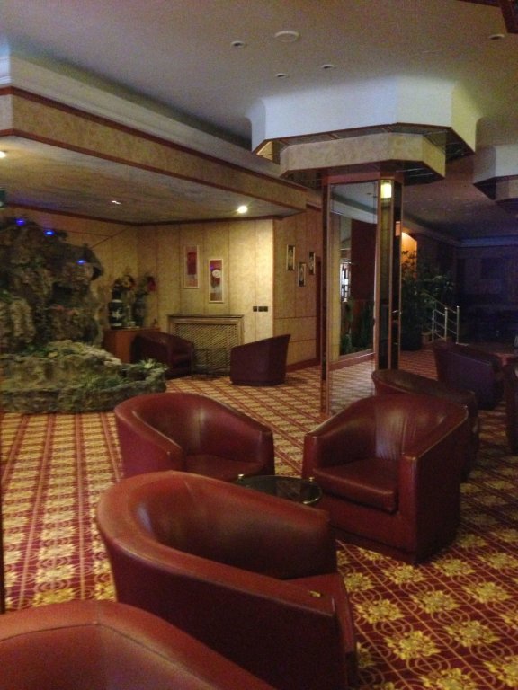 Hotel Monopol 2