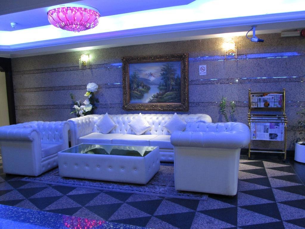Royal Falcon Hotel 15