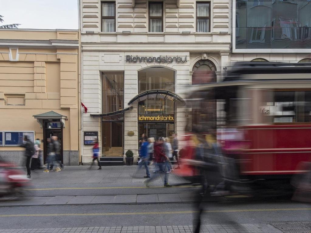 Richmond Istanbul 17