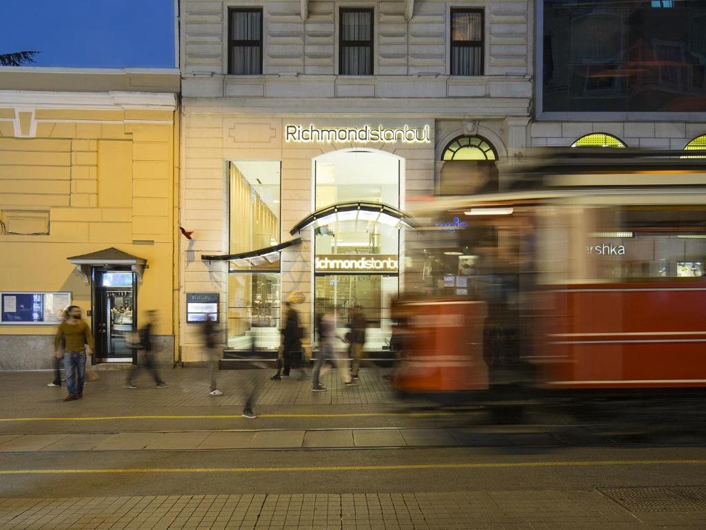 Richmond Istanbul 18