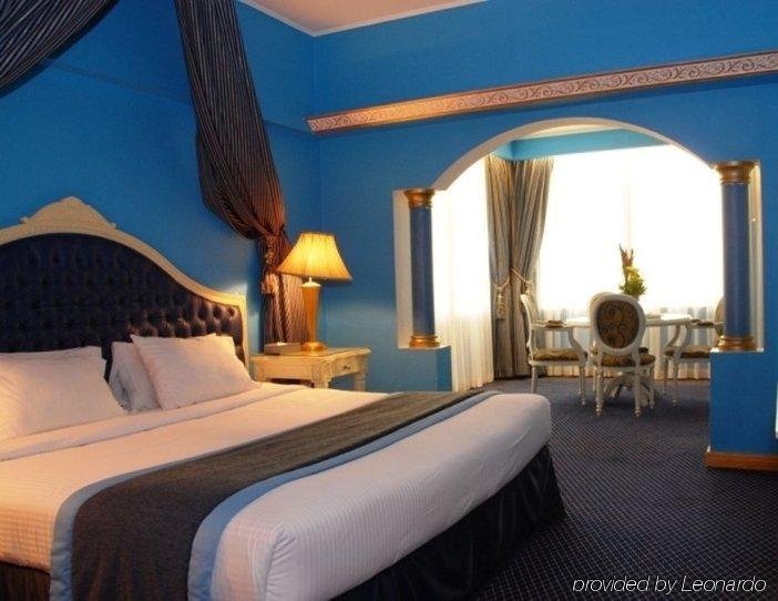 Moscow Hotel 10