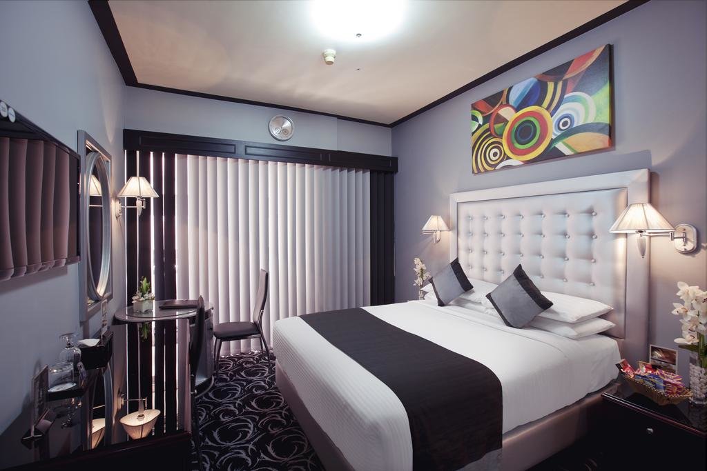 Moscow Hotel 21