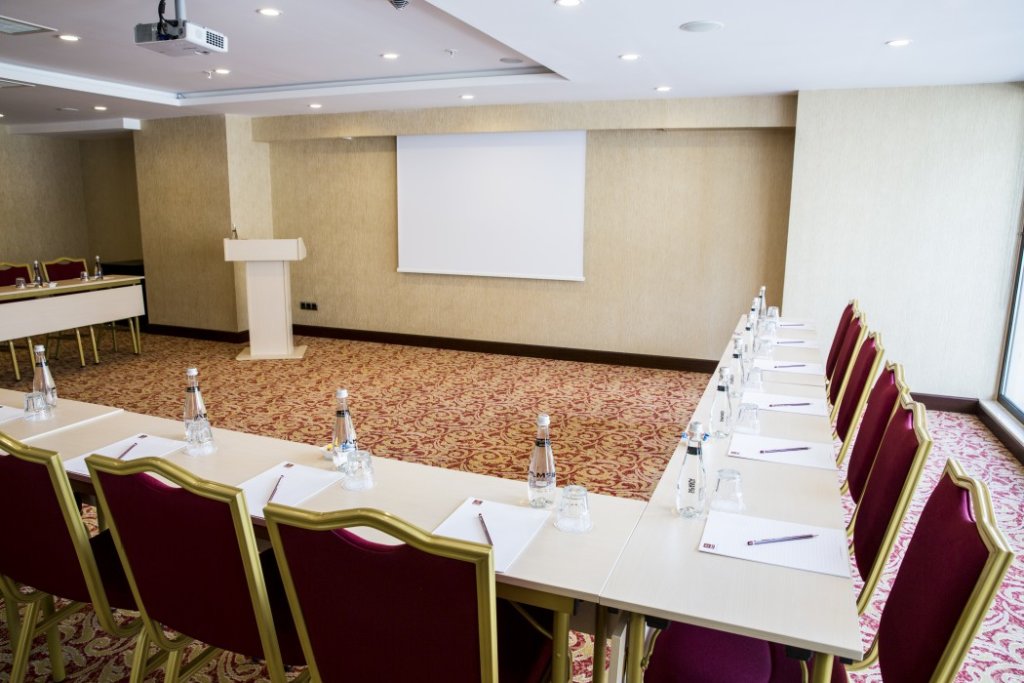 Grand Aras Hotel & Suites 18