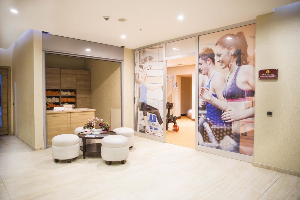 Grand Aras Hotel & Suites 2