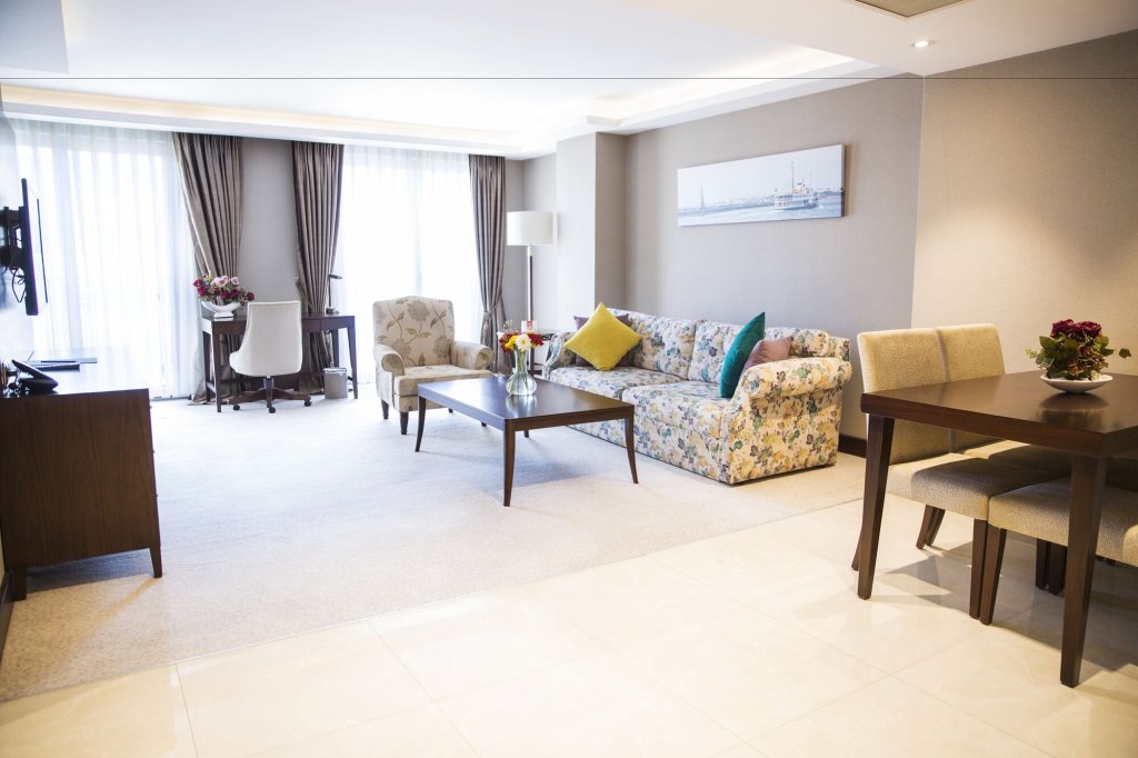 Grand Aras Hotel & Suites 4