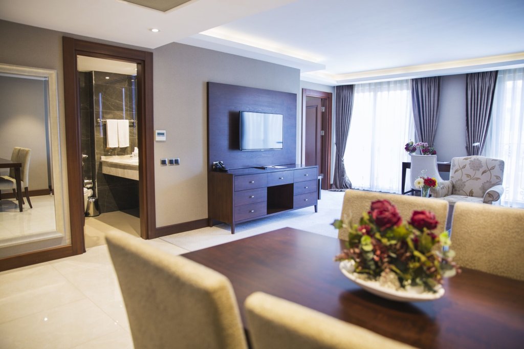 Grand Aras Hotel & Suites 6