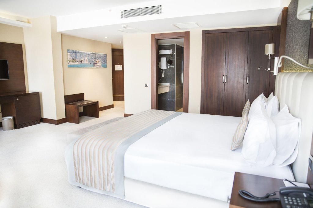 Grand Aras Hotel & Suites 8
