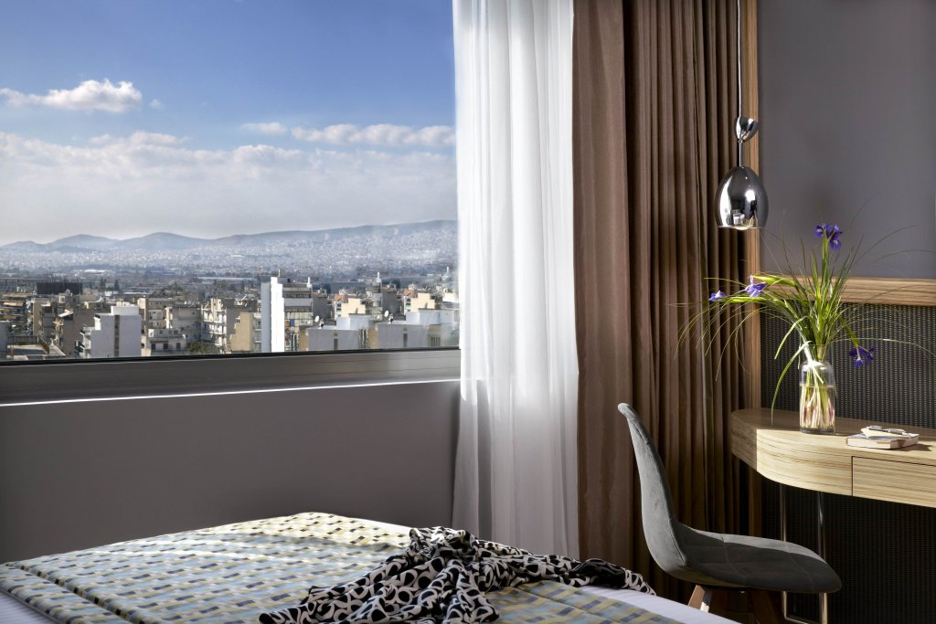 Wyndham Grand Athens 10