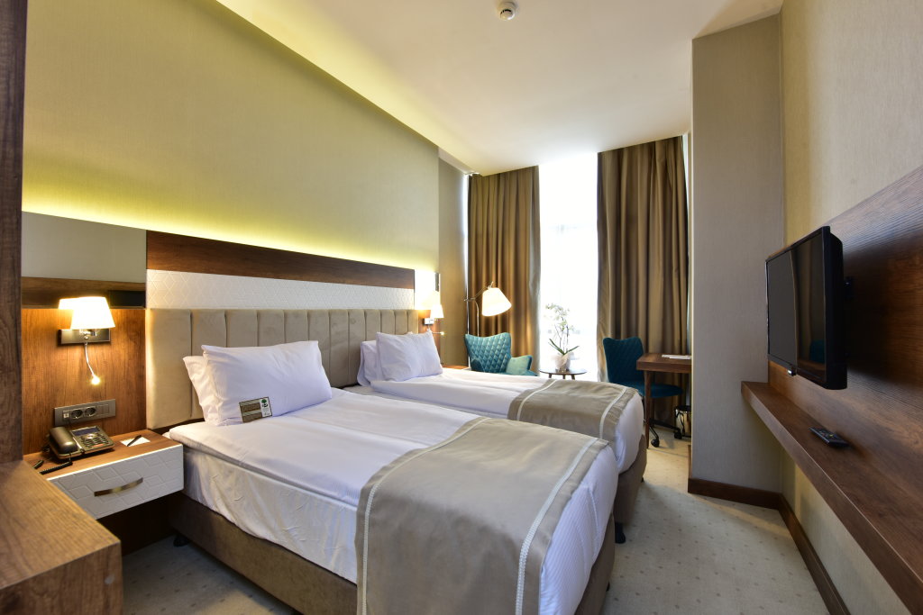 Vespia Hotel 3
