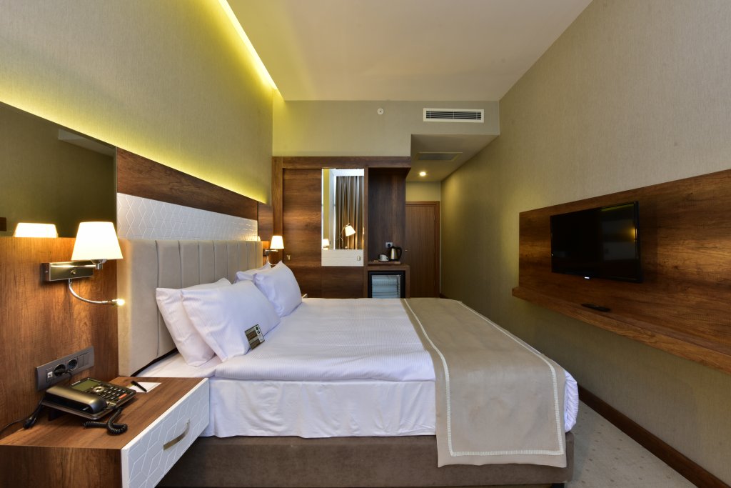 Vespia Hotel 4