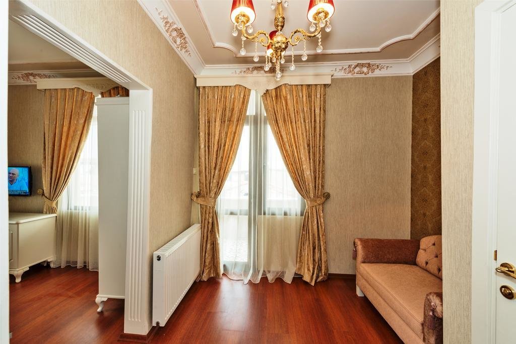 Enderun Hotel 24