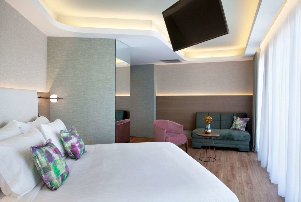 Wyndham Athens Residence 12