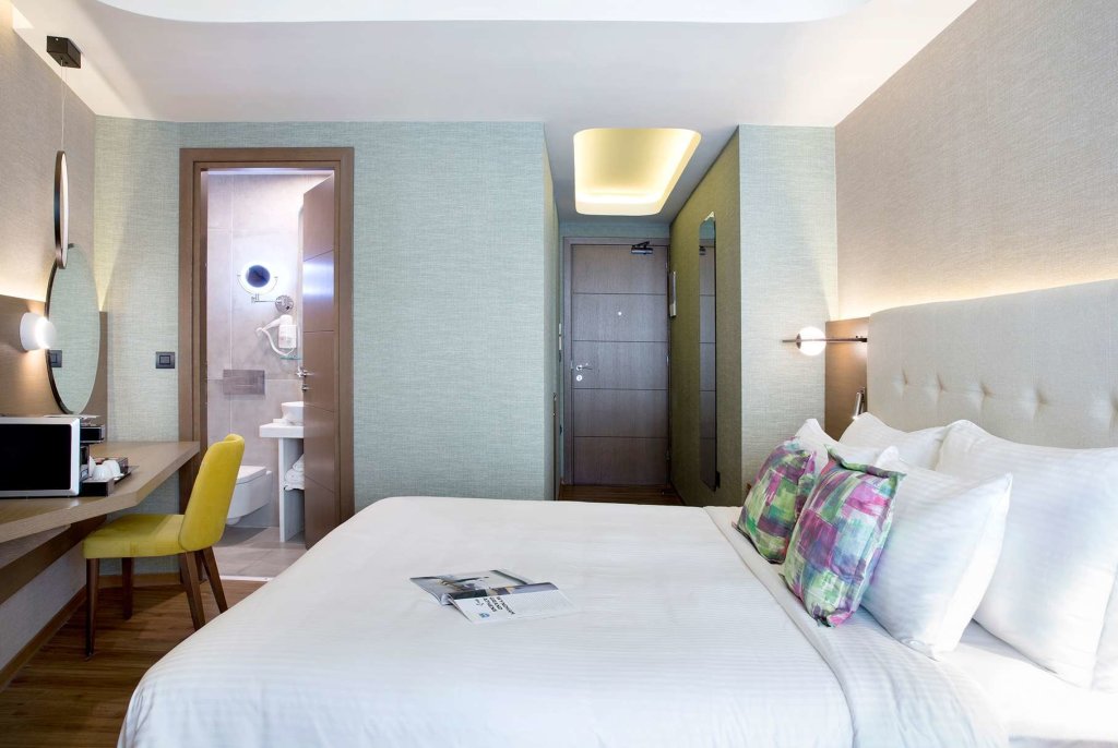 Wyndham Athens Residence 13