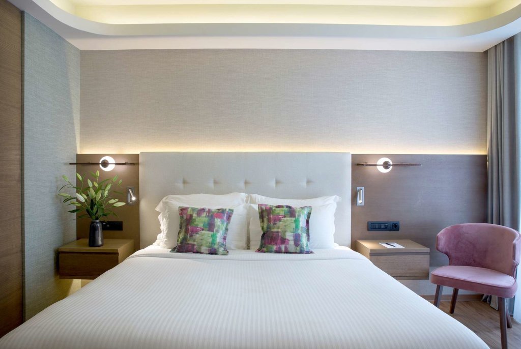 Wyndham Athens Residence 7