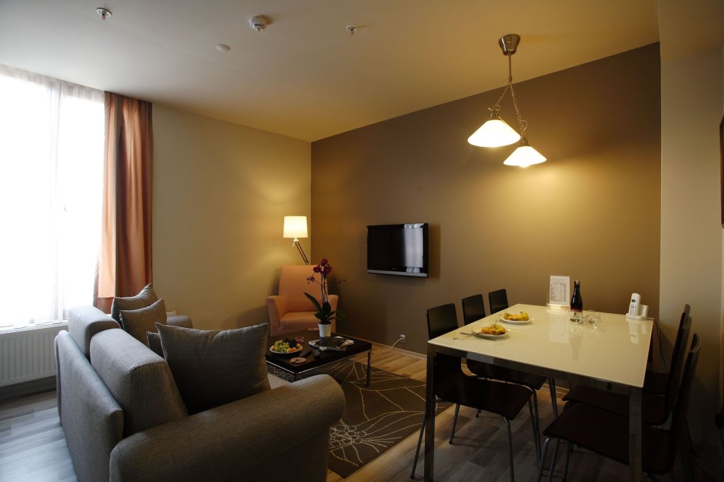 Home Stay Home Sisli 24